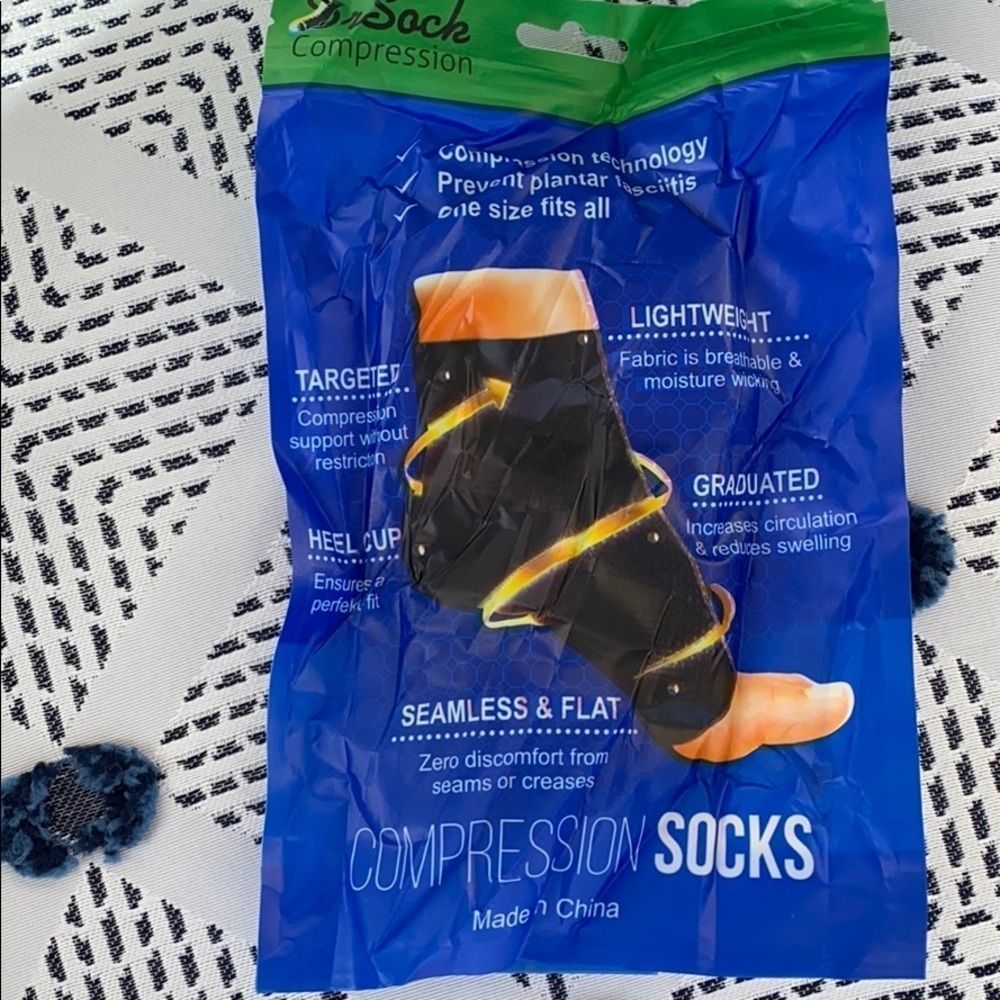 Dr Sock Compression Socks - Picture 3 of 3